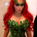 kim-kardashian-halloween-2011-poison-ivy
