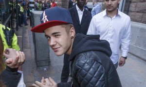 Justin Bieber wearing an Angels Hat