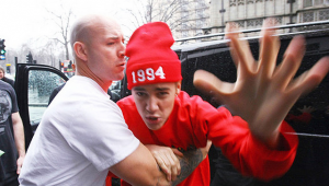 Justin-Bieber-Paparazzi-2013