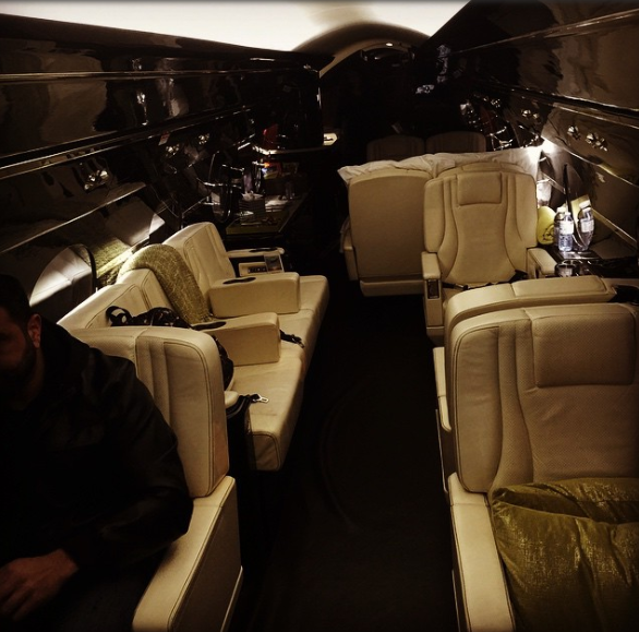 Inside of Justin Bieber's new plane