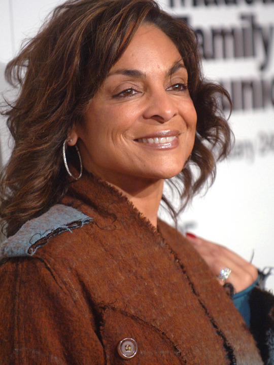 Why is American Express Suing Jasmine Guy? 