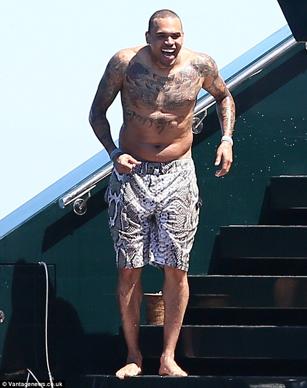 Chubby Chris Brown has a Better Life Than You – Fat and Fabulous Pics ...
